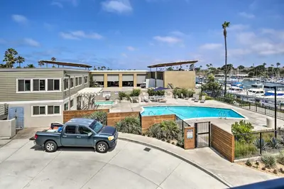 Gallery image of 315A Surf & Sand View 50 Steps To The Sand in Oceanside
