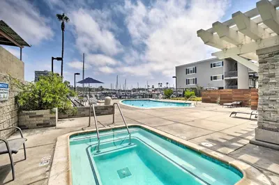 Gallery image of 315A Surf & Sand View 50 Steps To The Sand in Oceanside