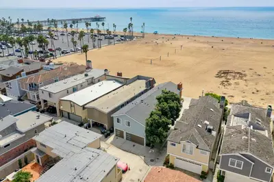 an aerial view of a beach with houses and the ocean at 2 Bedroom Home on the Beach with Ocean View in Newport Beach