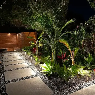 Private House 3 min to beach large backyard Spa Sauna BBQ !