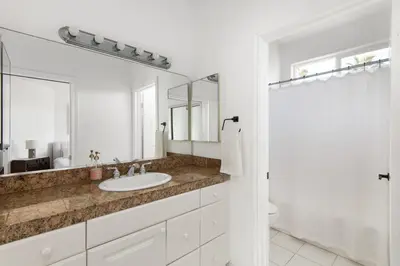 Gallery image of Modern beach home with rooftop - Ocean View! in Oceanside