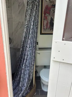 Gallery image of Big Red Lodge Cottage in San Diego