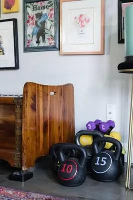 a room with a group of measuring spools at Leucadia Beach House - 4 Mins to Moonlight! in Encinitas