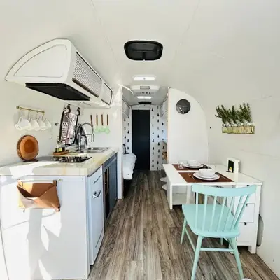 Stay in Style - Airstream & Views