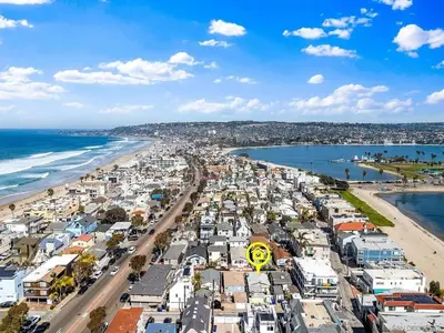 an aerial view of a beach and the ocean at Casa Luna in San Diego