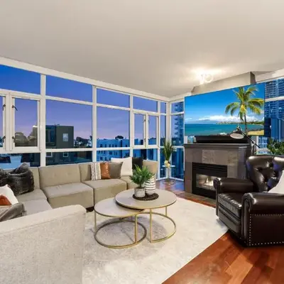 3BR Downtown Peaceful Corner