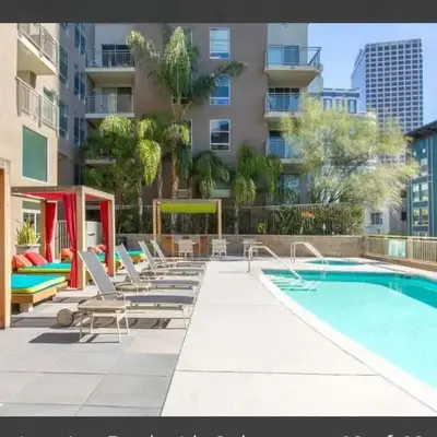 Snazzy 2BR Near Petco Park & Convention Center