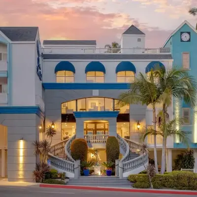 Best Western Plus Marina Shores Hotel