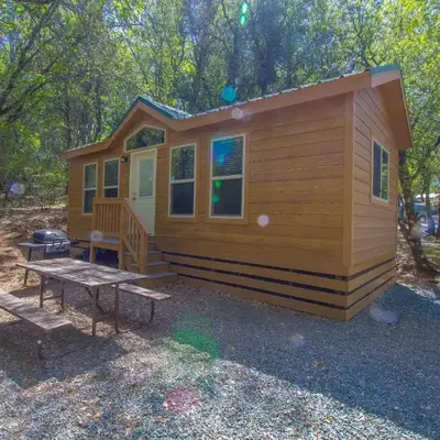 Oakzanita Springs Camping Resort Cottage 3
