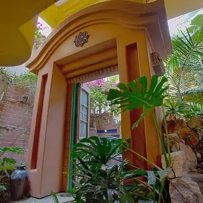 Secret Garden Inn