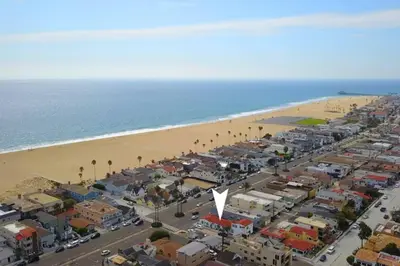 an aerial view of a city and the beach at 1000#4 Modern Beach Home, Steps from Sand w/AC! in Newport Beach