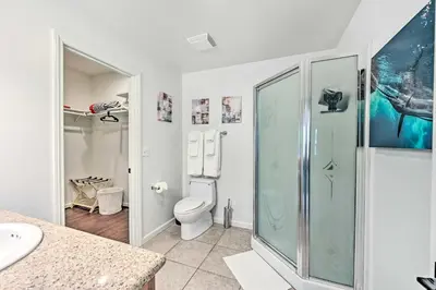 Gallery image of Oceanside Retreat with Balcony - Walk to Beach! in Oceanside