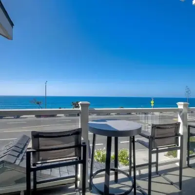 Luxury Ocean Views & Steps To The Sand - Tower 36 Upper Condo Unit