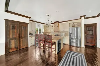 Gallery image of Vino Villa Large home Sleeps 10! Large Salt water pool/spa in Murrieta