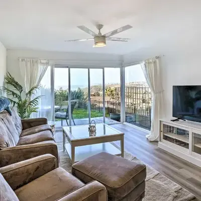 San Clemente Condo with Gorgeous Views Near Beach!